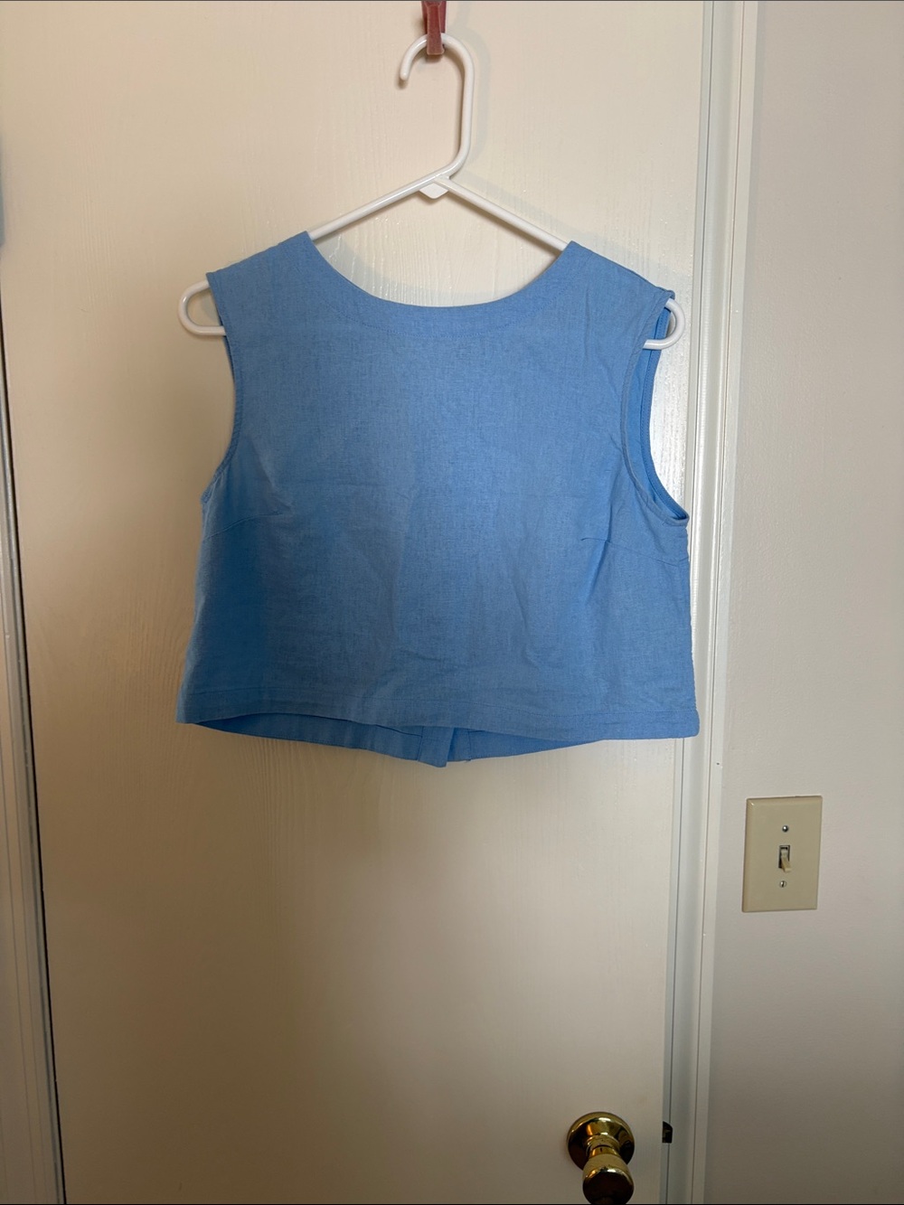Sleeveless Blue Crop Top - Women